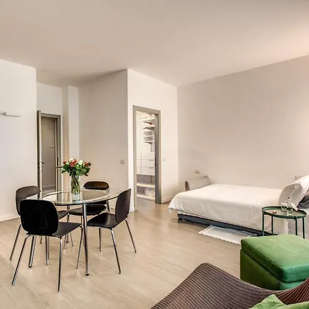 Apartment Suite Santa Sofia Milan